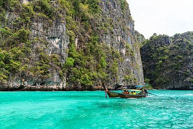 为符合Epic方针 《火箭联盟》将于12月移除玩家间交易功能